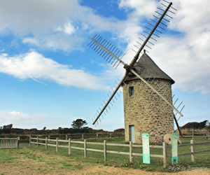 Moulins à Vent en Bretagne - Bretagne aux mille visages